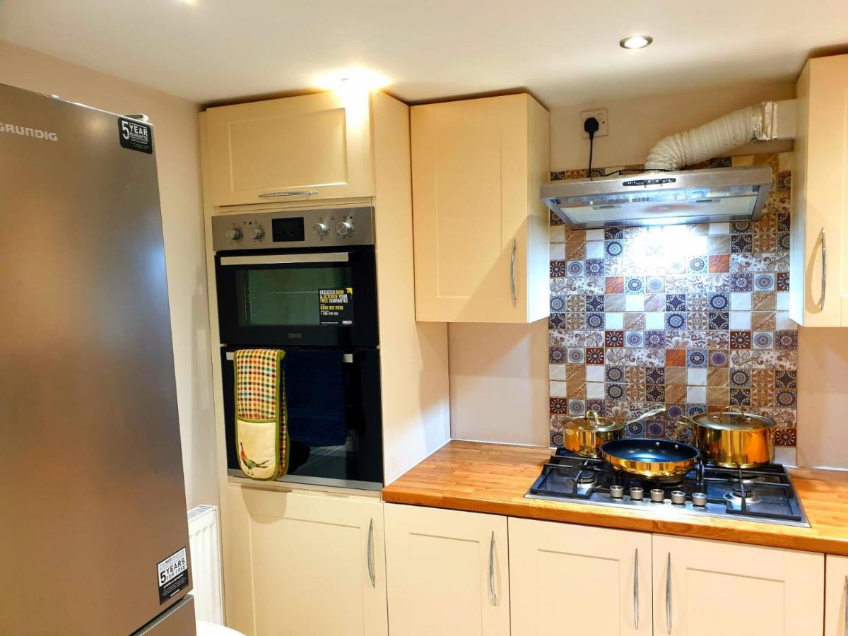 Elegant 2 Bed Apartment In Mánchester Exterior foto
