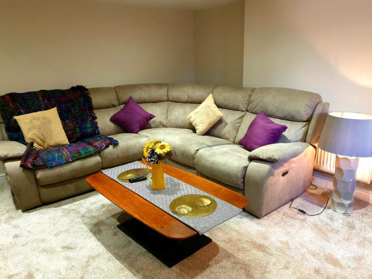 Elegant 2 Bed Apartment In Mánchester Exterior foto